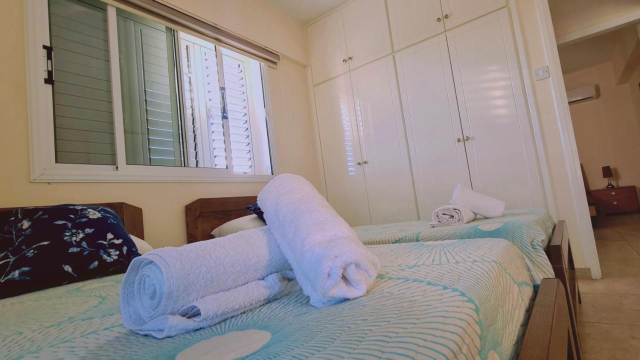 Stay Sunshine Apartment Paralímni Kültér fotó