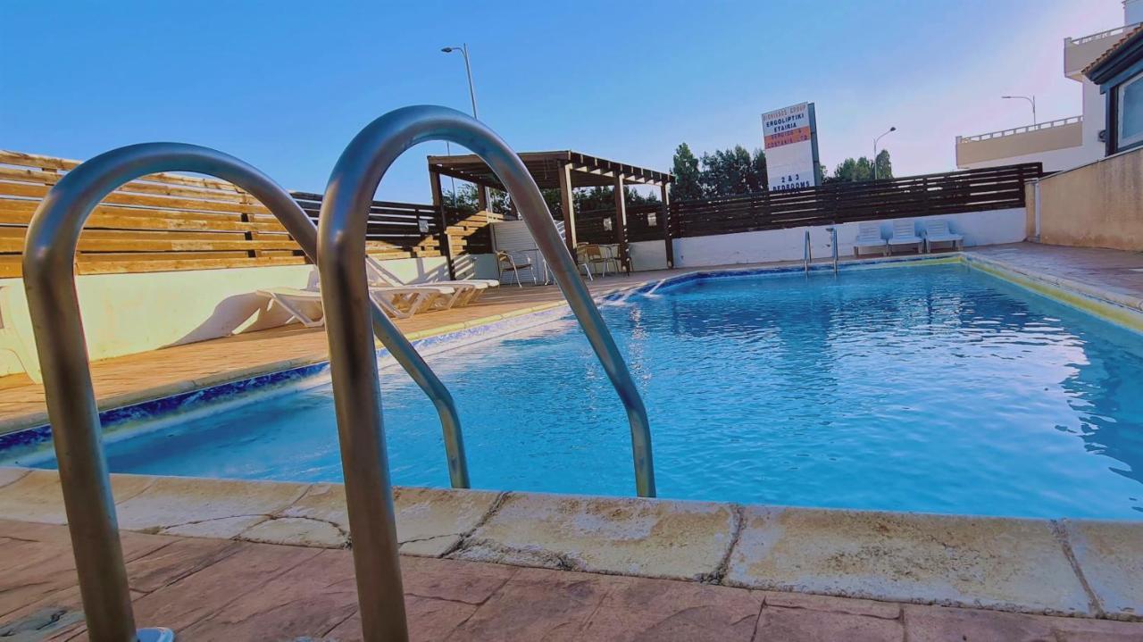 Stay Sunshine Apartment Paralímni Kültér fotó