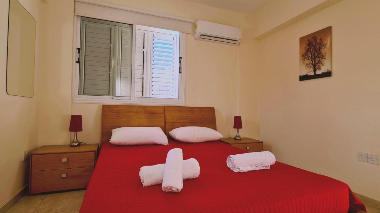 Stay Sunshine Apartment Paralímni Kültér fotó