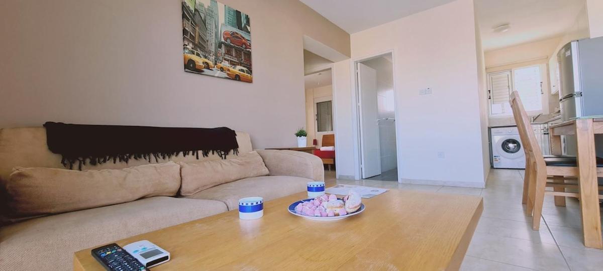 Stay Sunshine Apartment Paralímni Kültér fotó