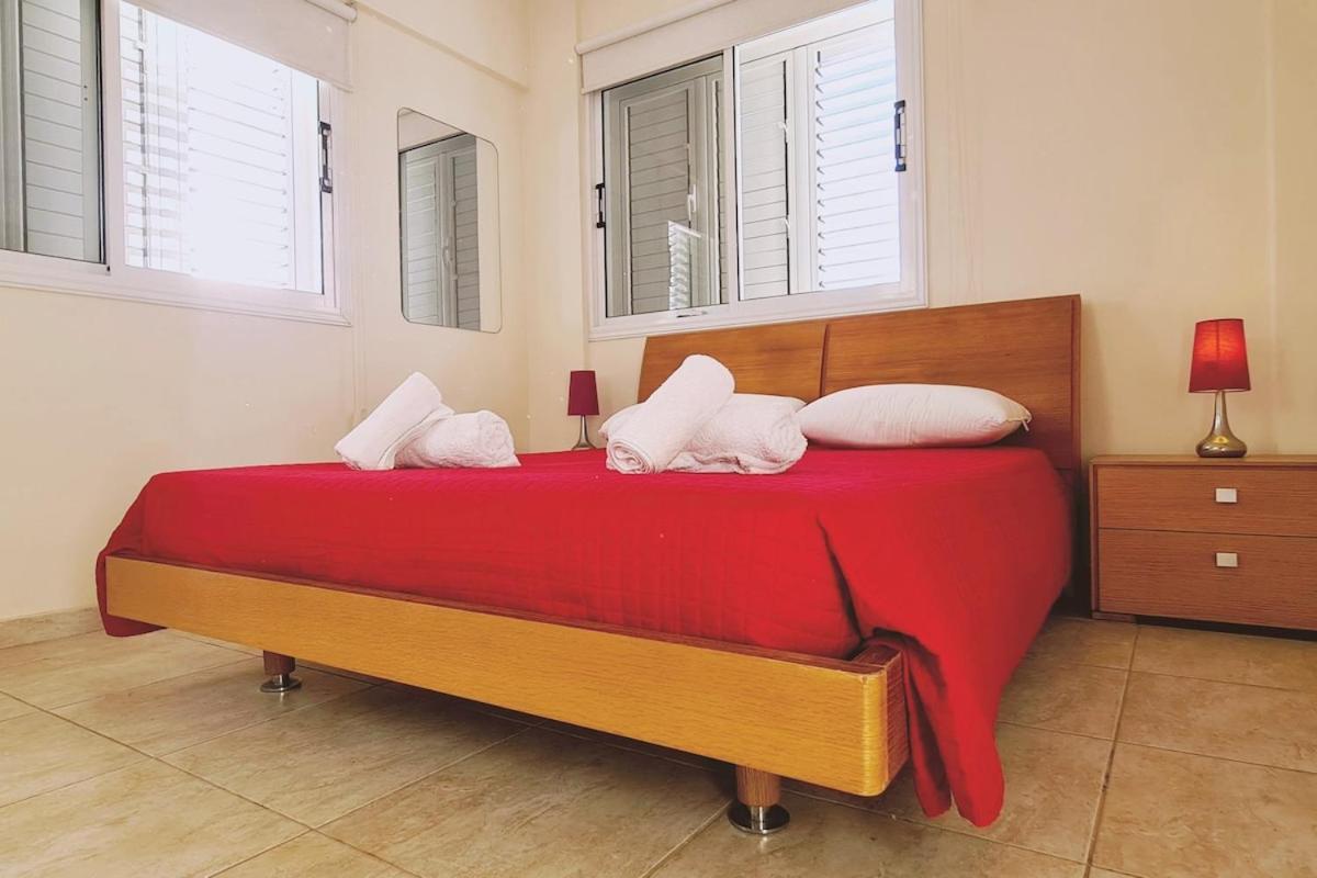 Stay Sunshine Apartment Paralímni Kültér fotó