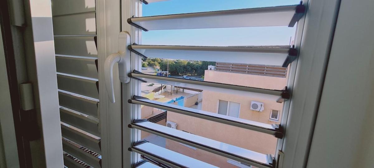 Stay Sunshine Apartment Paralímni Kültér fotó